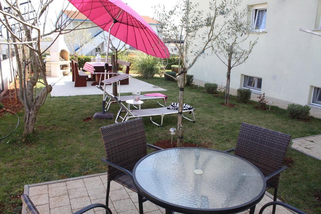 Apartments Villa Lili Умаг Экстерьер фото