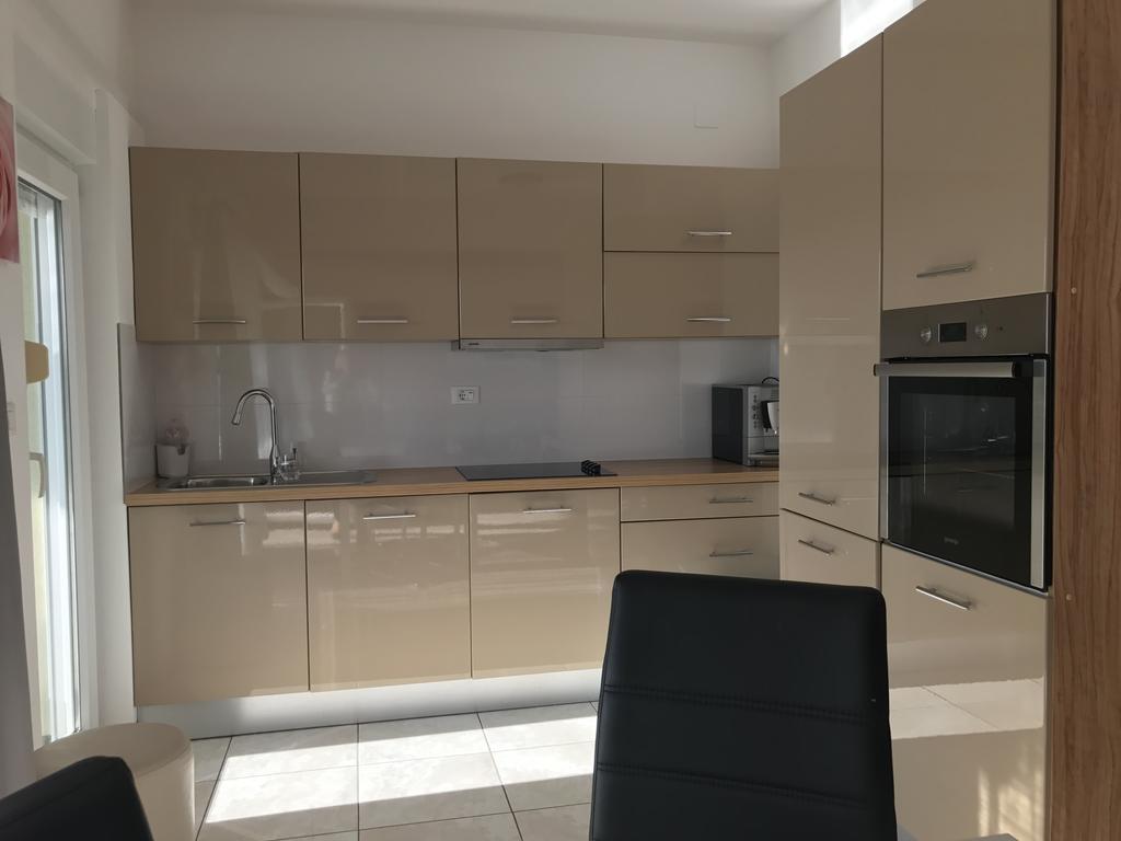 Apartments Villa Lili Умаг Экстерьер фото
